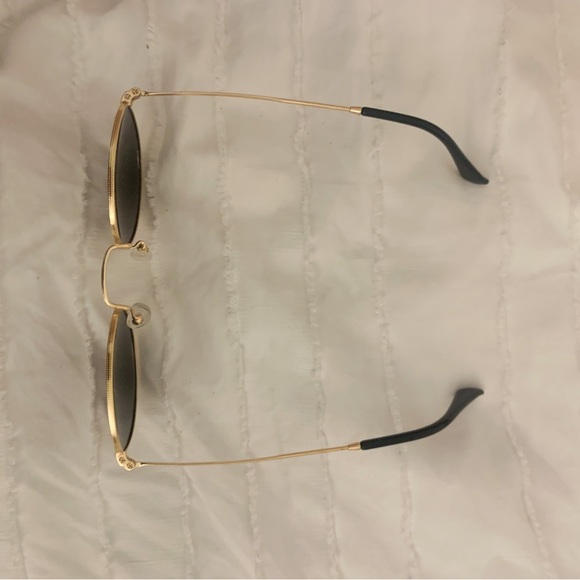 Round sunglasses - Picture 3 of 6